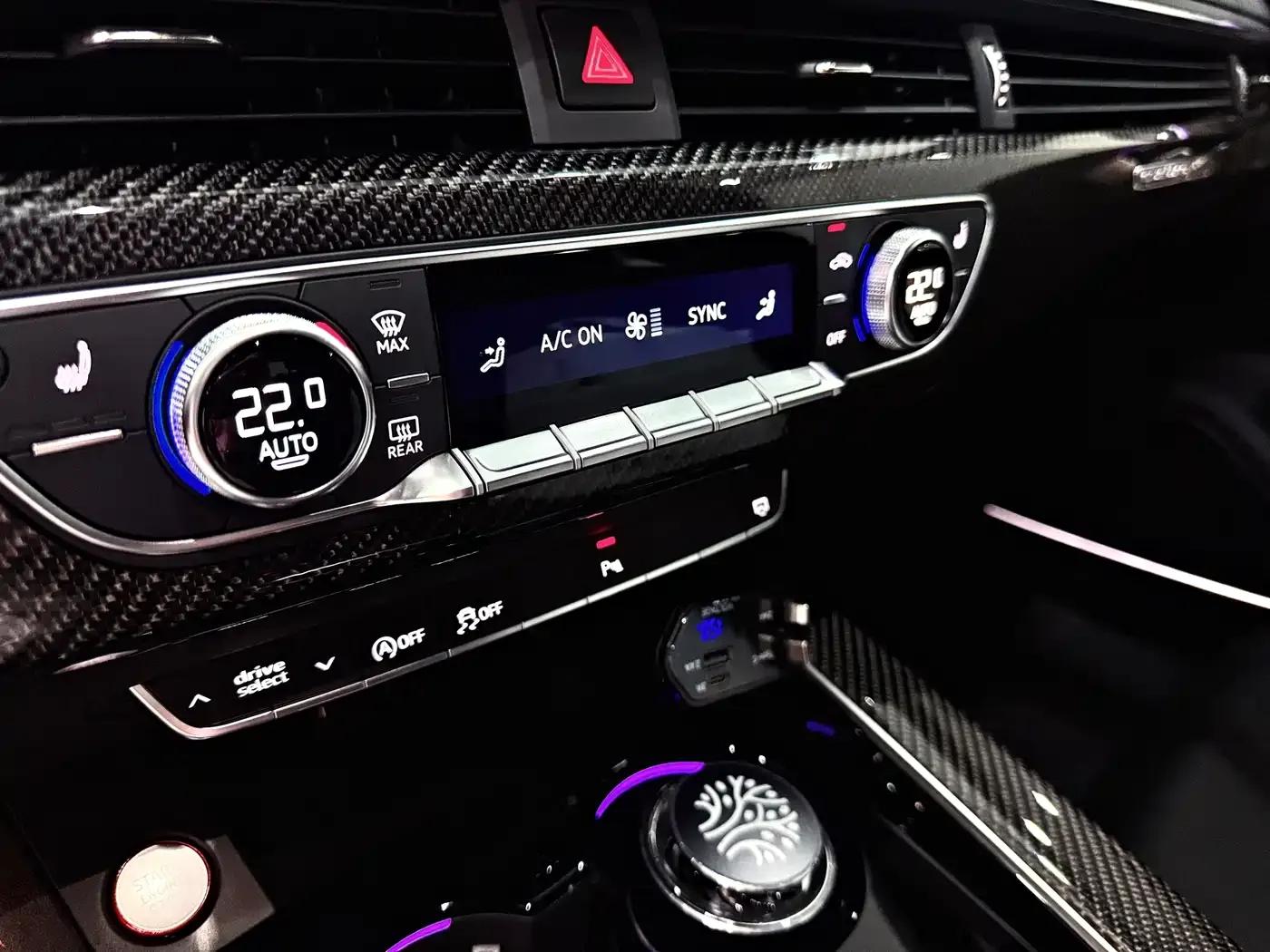 2024 Audi RS 4 RS4 Avant Sport Edition — миниатюра 19