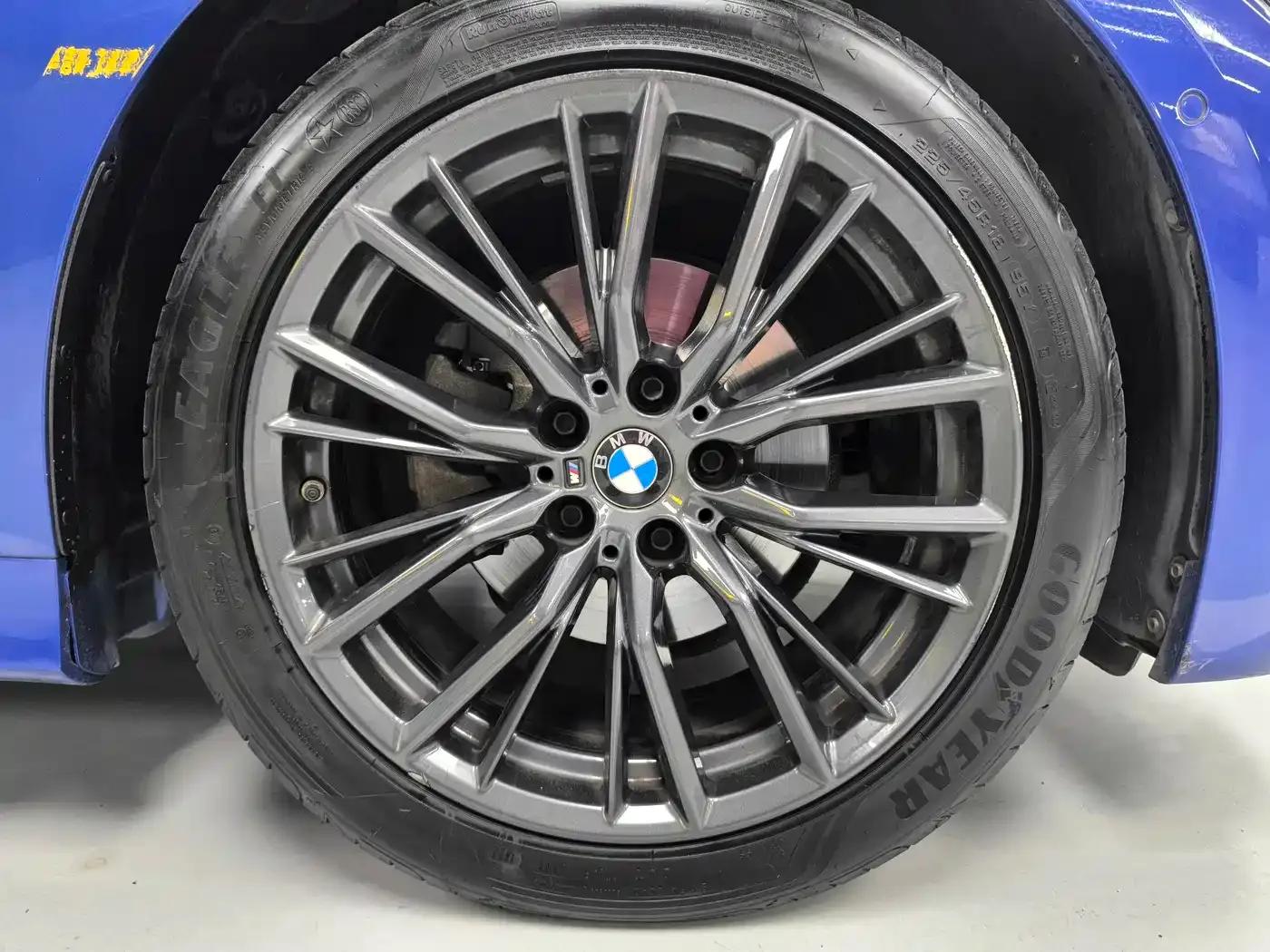 2020 BMW 3 Series 325Li M Sport Shadow Edition — миниатюра 14