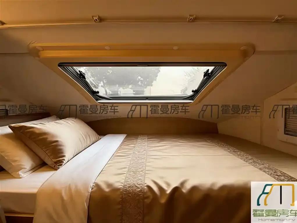 SAIC MAXUS V80C Motorhome 2017 Model 2.5T Diesel Version — миниатюра 13