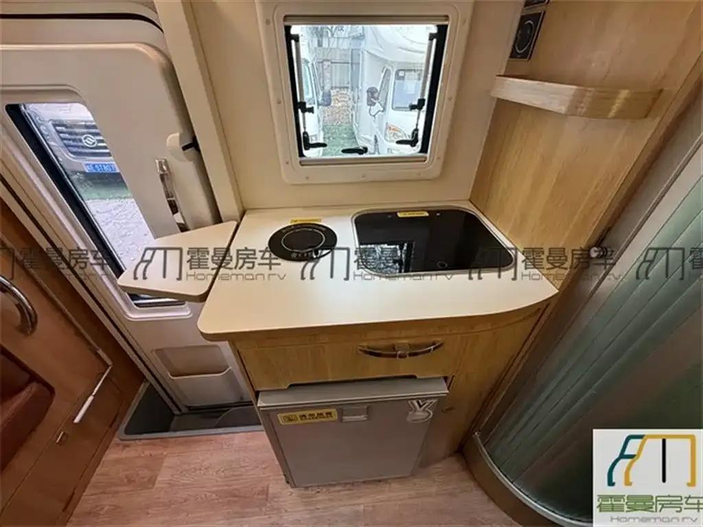 SAIC MAXUS V80C Motorhome 2017 Model 2.5T Diesel Version — миниатюра 10