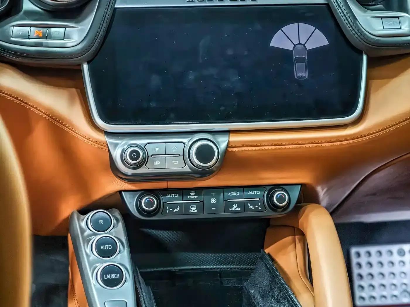 2016 GTC4Lusso 6.3L V12 — миниатюра 12