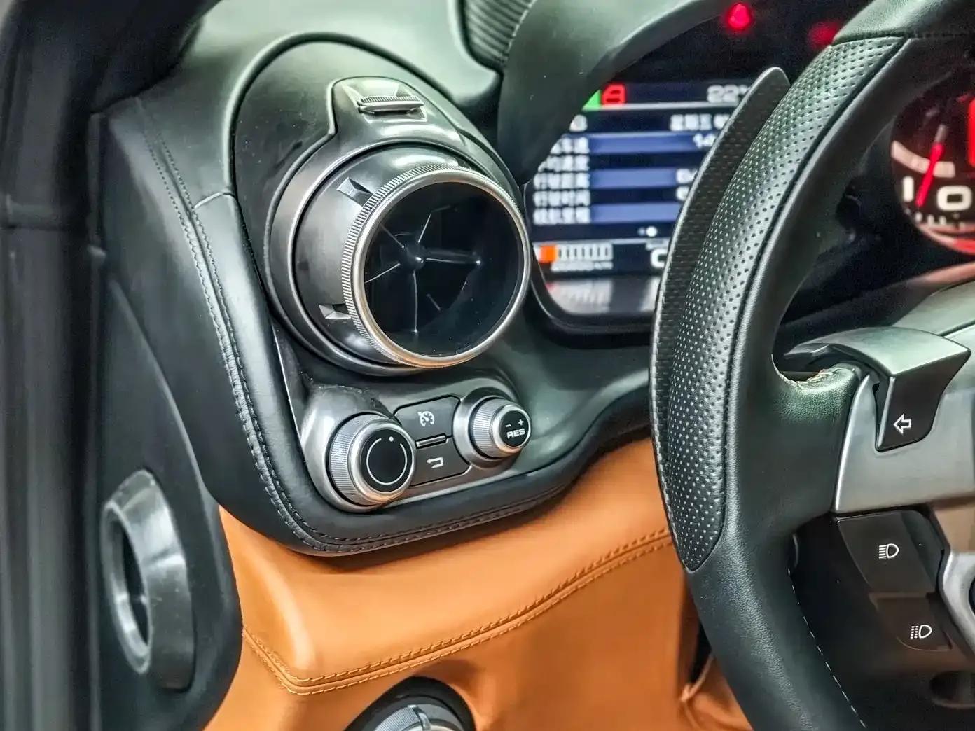 2016 GTC4Lusso 6.3L V12 — миниатюра 21