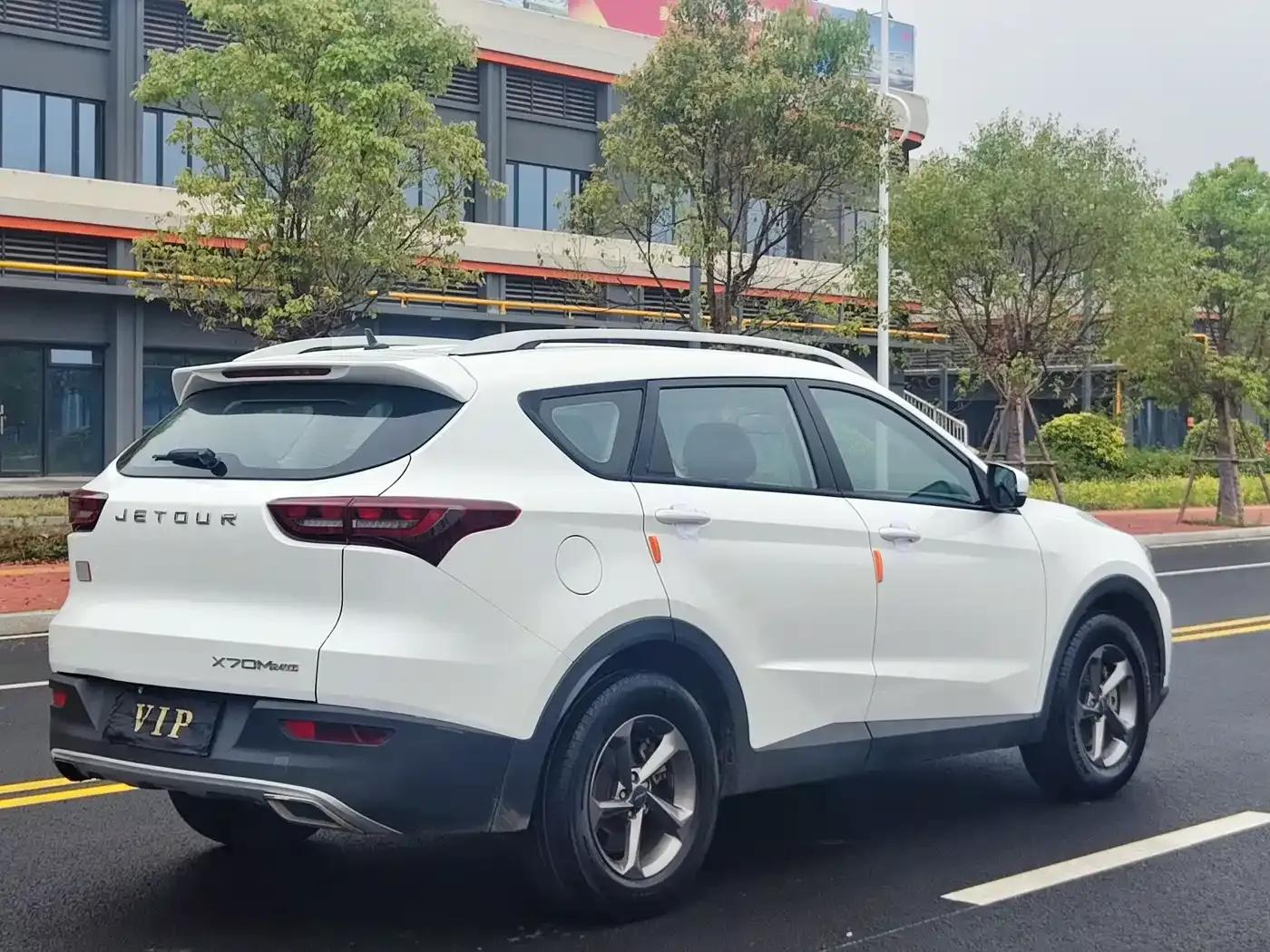 Jetour X70M 2020 Facelift 1.5T DCT Companion 7-Seater — миниатюра 9