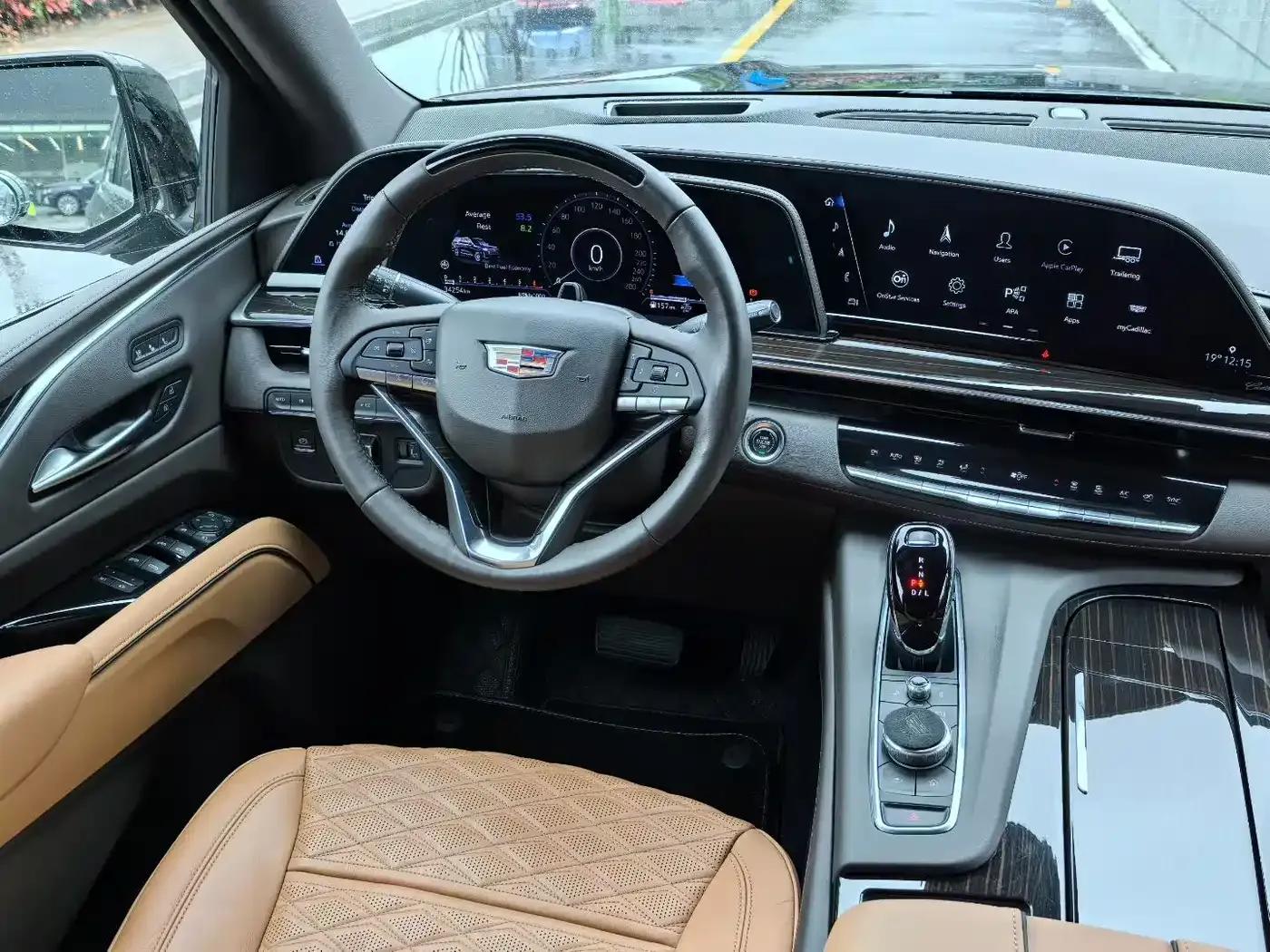 2024 Cadillac Escalade 6.2L Extended Version — миниатюра 6