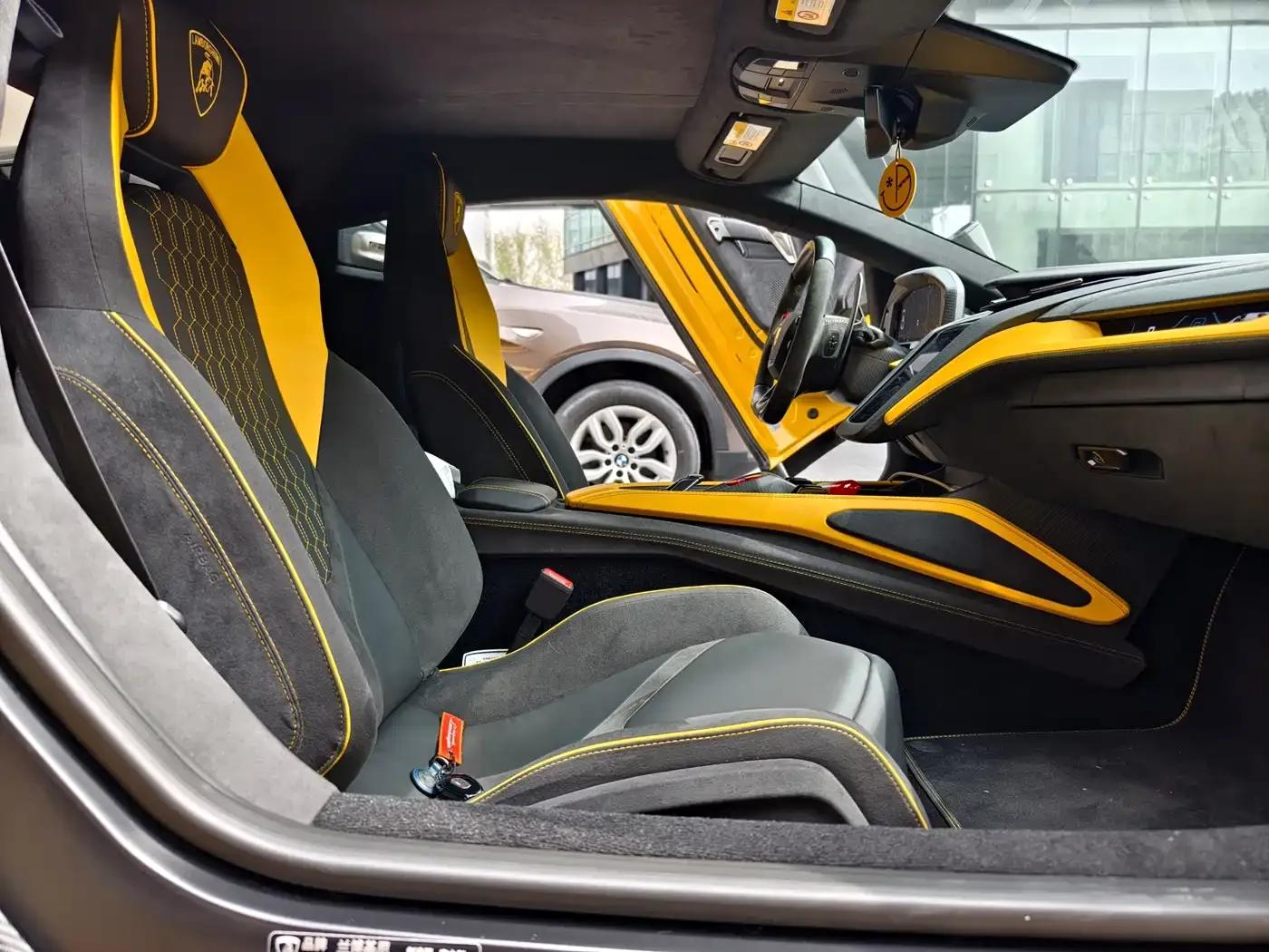 Revuelto 2023 6.5L PHEV Standard Edition — миниатюра 13