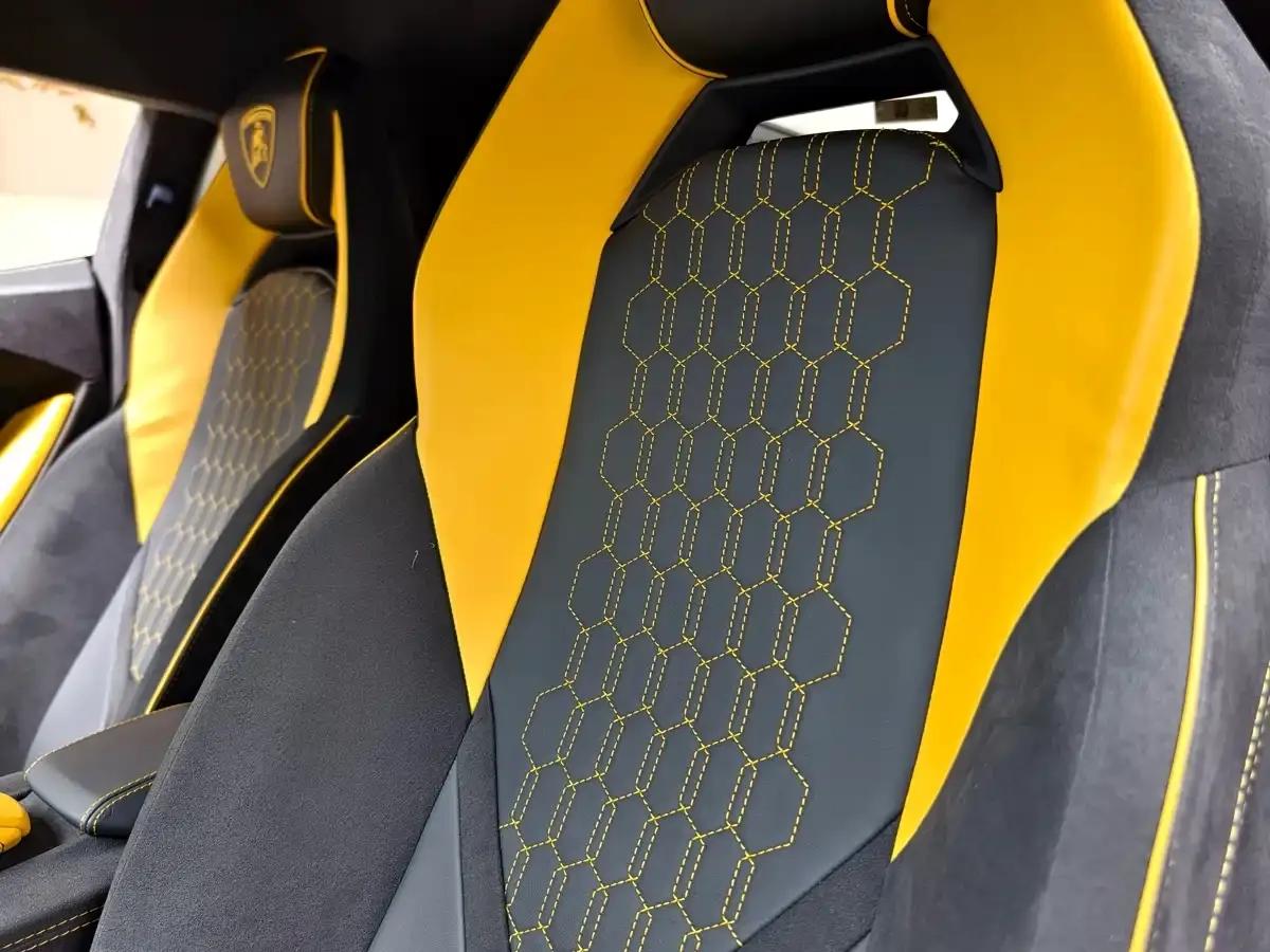 Revuelto 2023 6.5L PHEV Standard Edition — миниатюра 10
