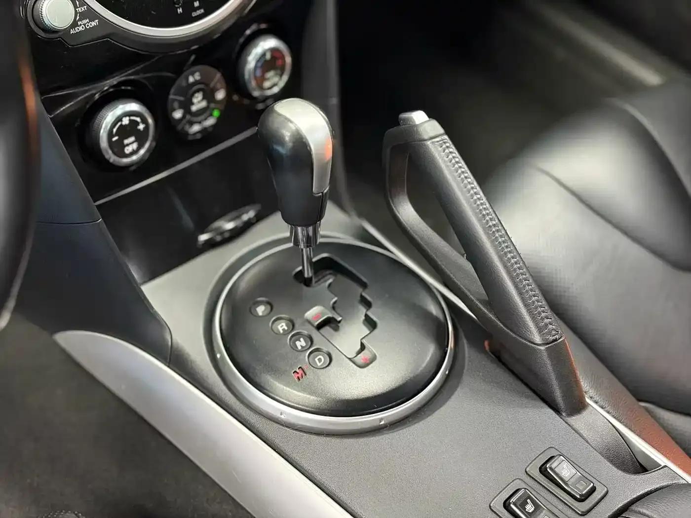 Mazda RX-8 2008 1.3L 6-speed automatic — миниатюра 8