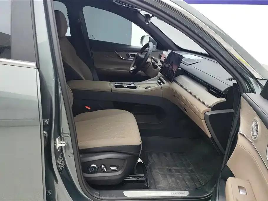 Fengyun T8 2025 1.5T 130km Premium Edition 5-seater — миниатюра 8