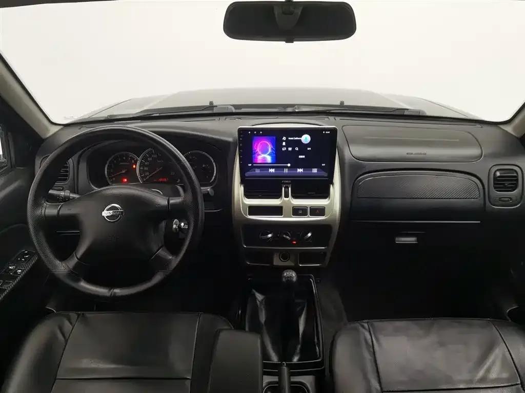 Nissan Paladin 2008 2.4L 2WD Standard Edition — миниатюра 5