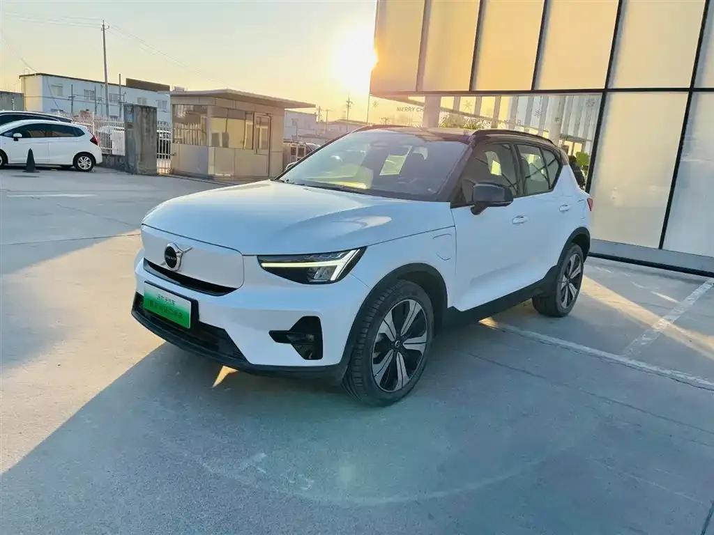 Volvo XC40 PHEV 2023 Long Range Edition — миниатюра 1