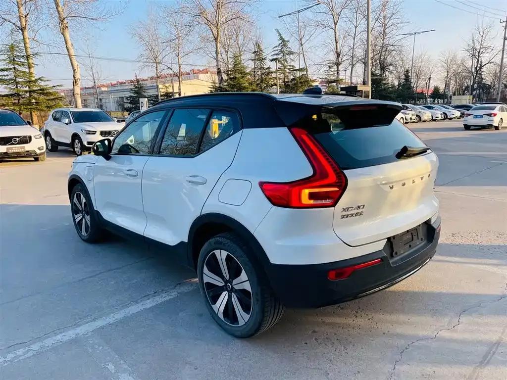 Volvo XC40 PHEV 2023 Long Range Edition — миниатюра 4