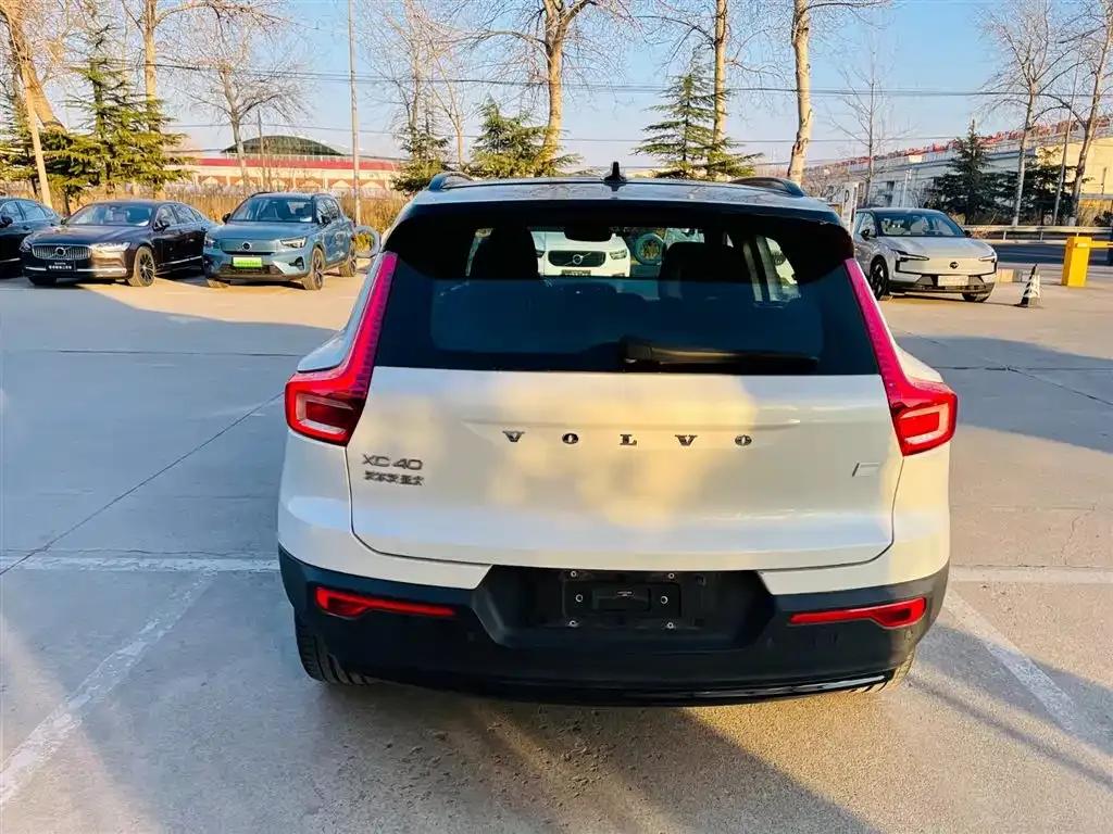 Volvo XC40 PHEV 2023 Long Range Edition — миниатюра 5