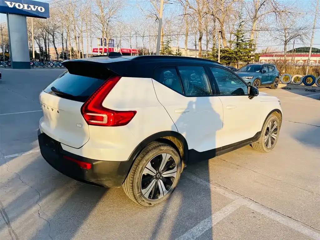 Volvo XC40 PHEV 2023 Long Range Edition — миниатюра 6