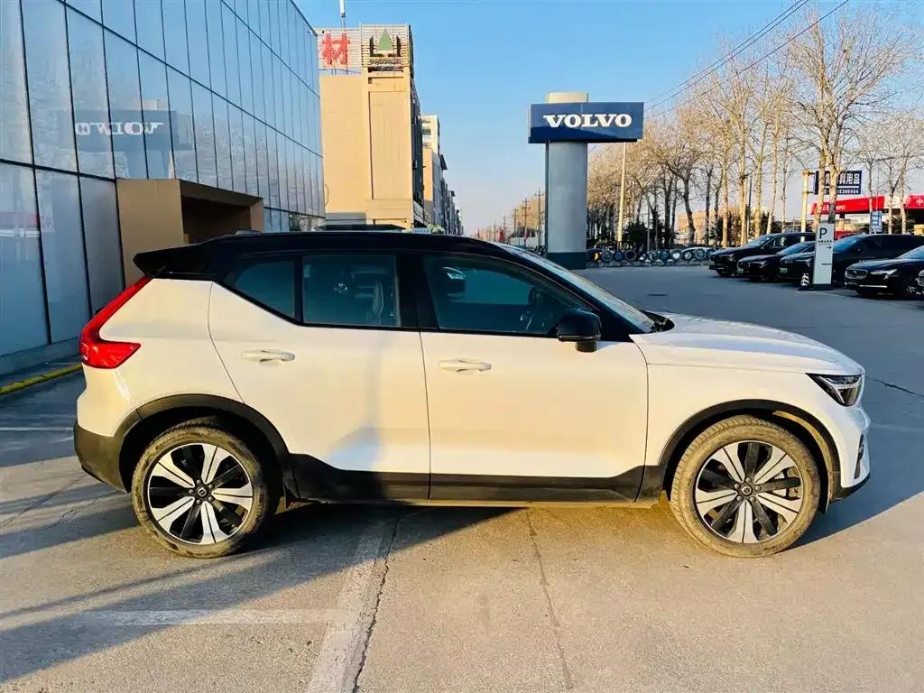 Volvo XC40 PHEV 2023 Long Range Edition — миниатюра 7