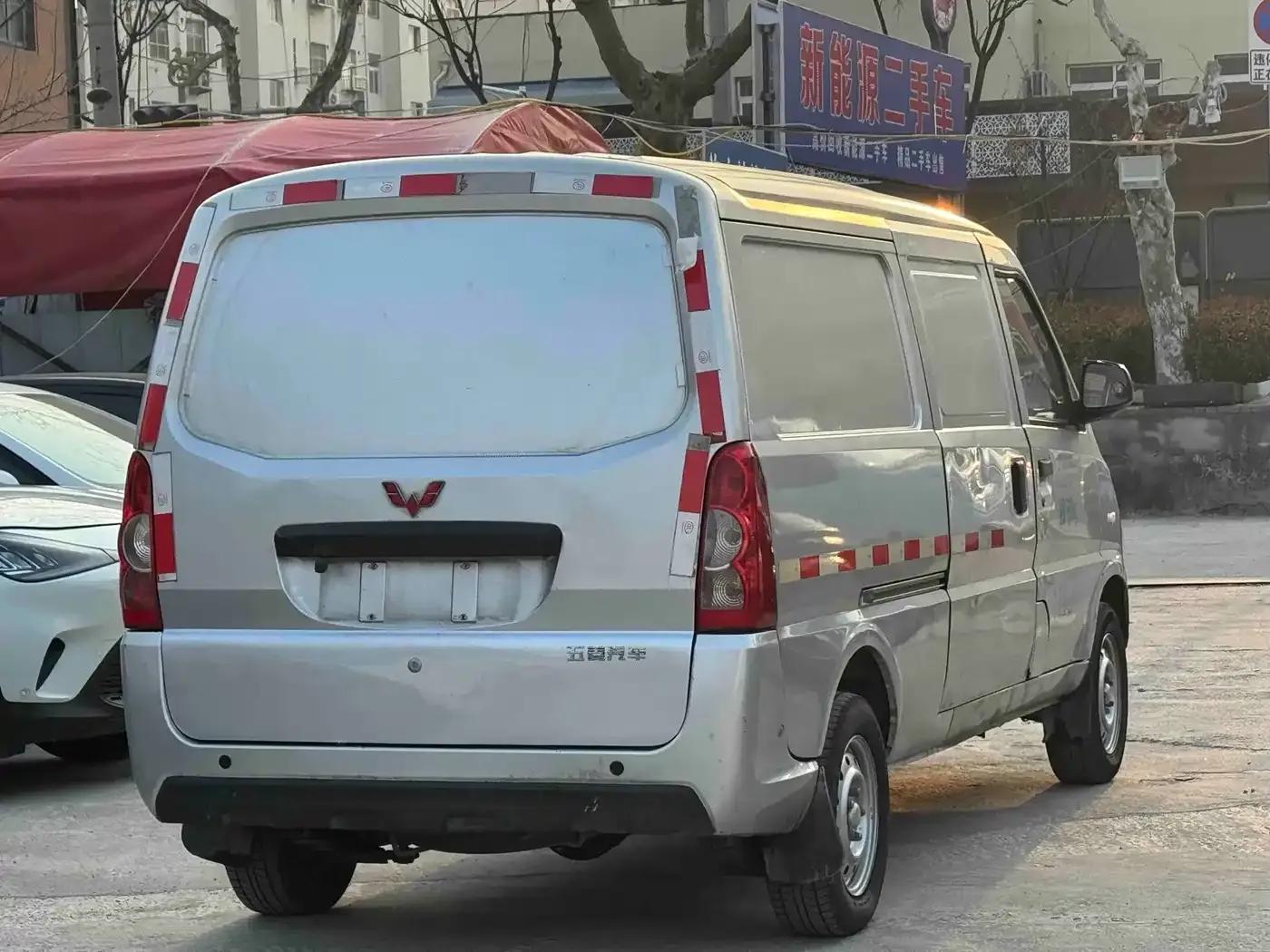 Wuling Rongguang EV 2020 Basic 2-Seater with Closed Windows 300km Range — миниатюра 9