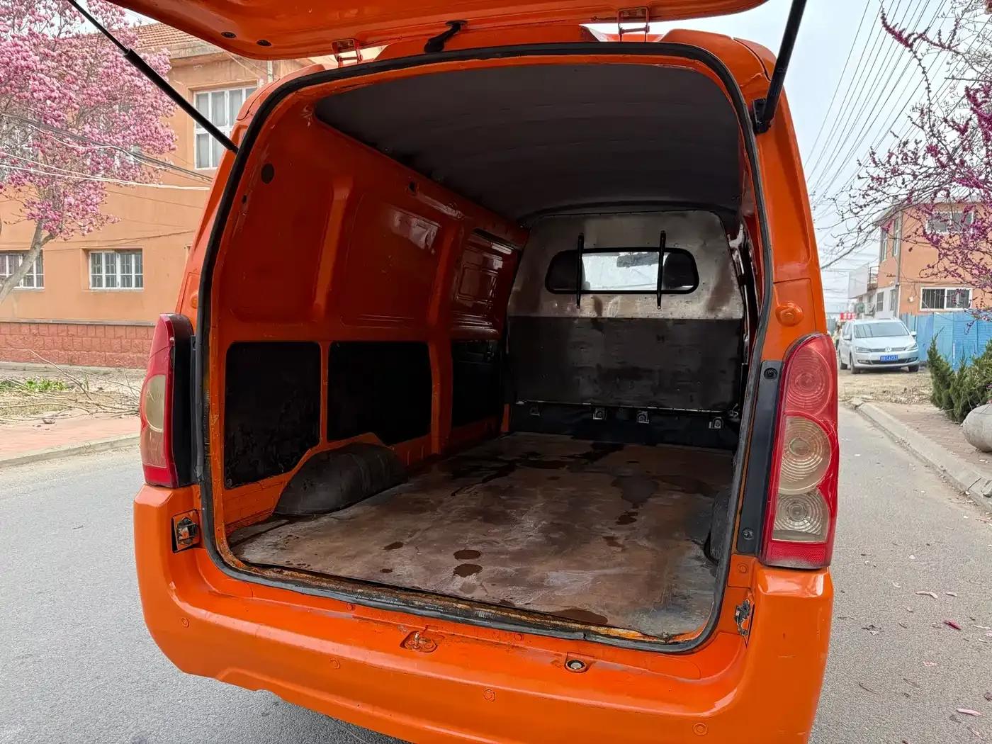 Wuling Rongguang EV 2020 Basic 2-Seater with Closed Windows 300km Range — миниатюра 7