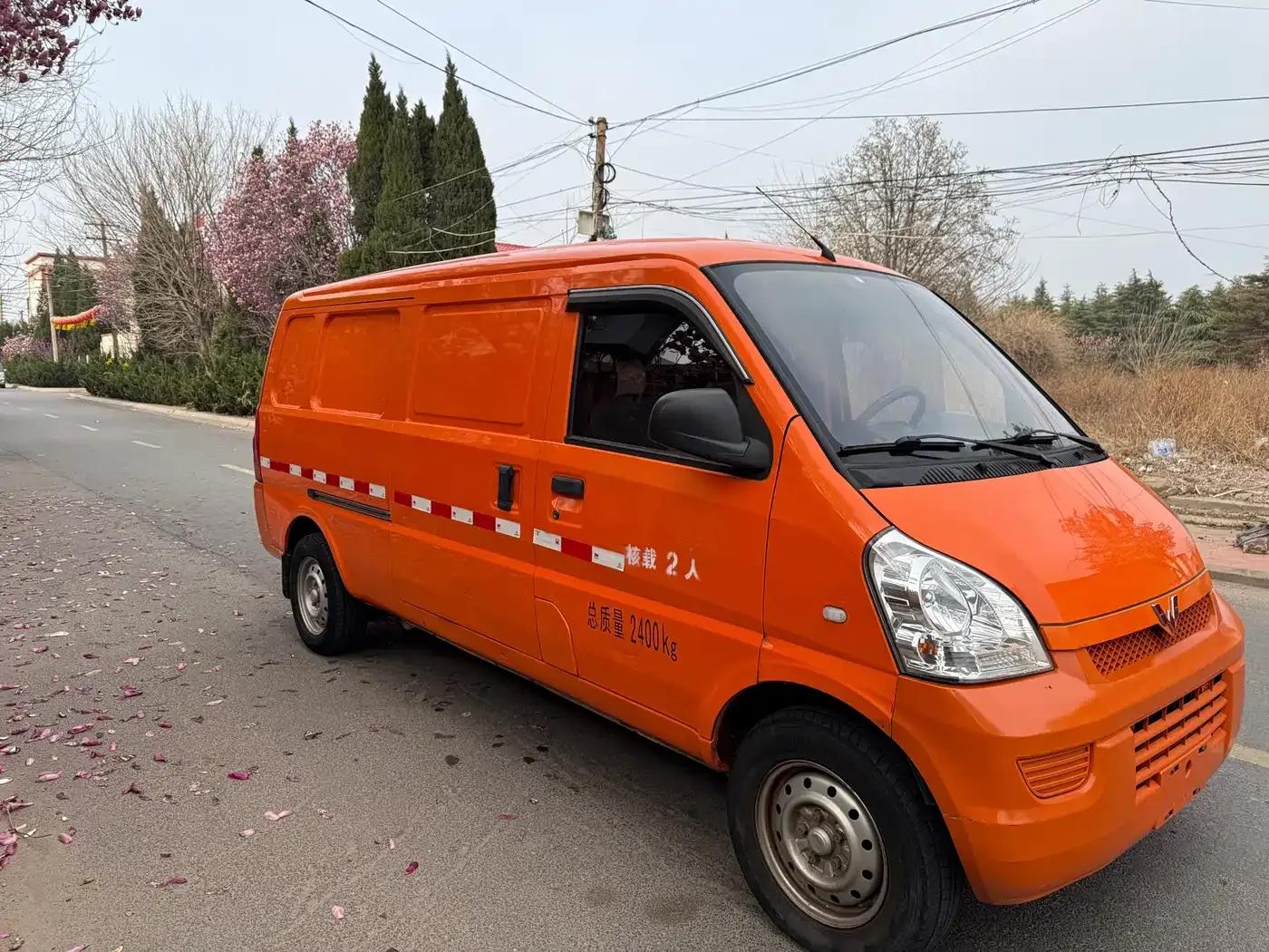 Wuling Rongguang EV 2020 Basic 2-Seater with Closed Windows 300km Range — миниатюра 9