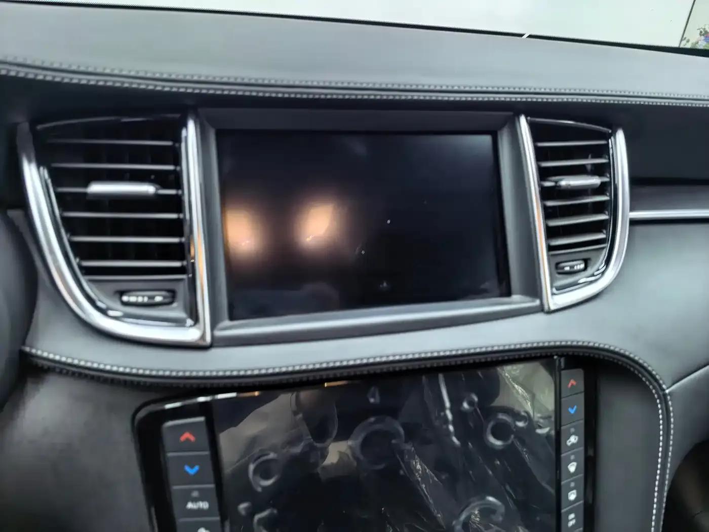 Infiniti QX55 2022 2.0T AWD Premium Edition — миниатюра 17