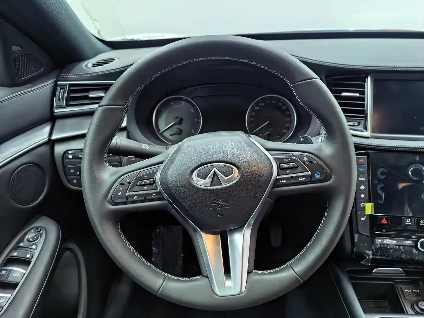 Infiniti QX55 2022 2.0T AWD Premium Edition — миниатюра 10