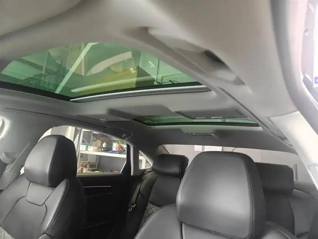 2023 Audi A8 A8L 50 TFSI quattro Premium Edition — миниатюра 8