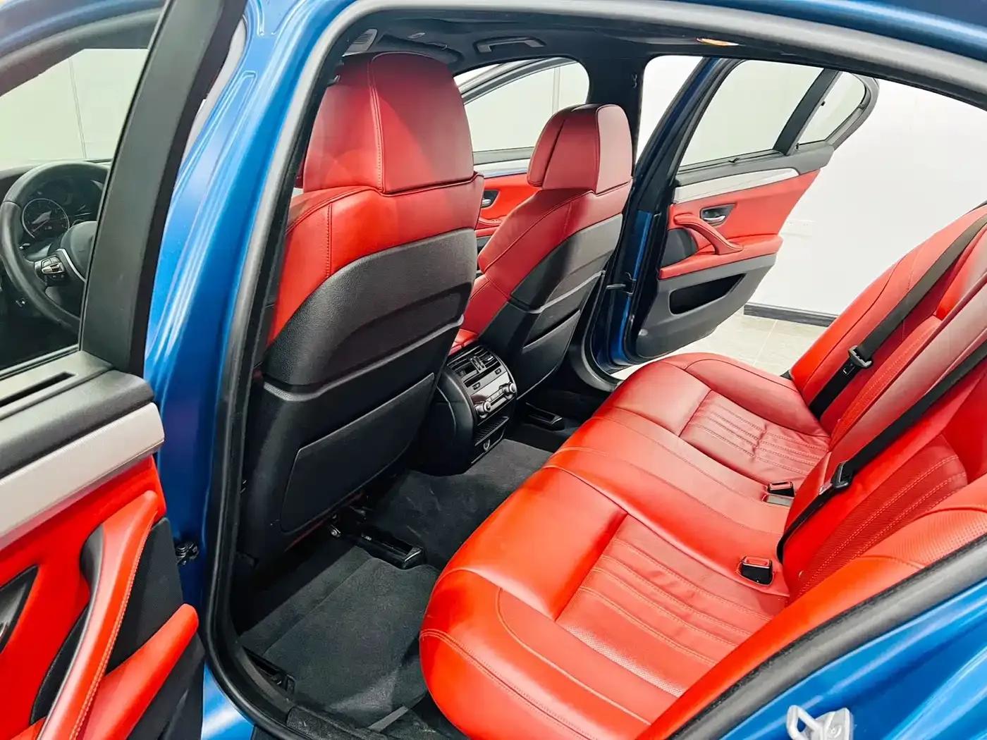 2014 BMW M5 Year of the Horse Limited Edition — миниатюра 12