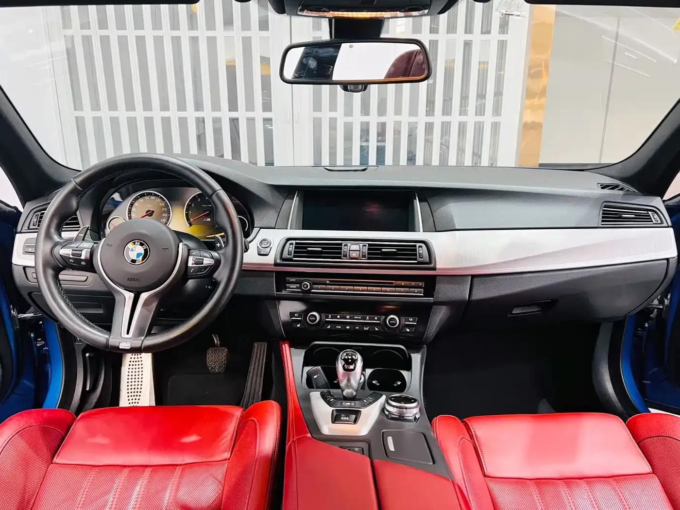 2014 BMW M5 Year of the Horse Limited Edition — миниатюра 10