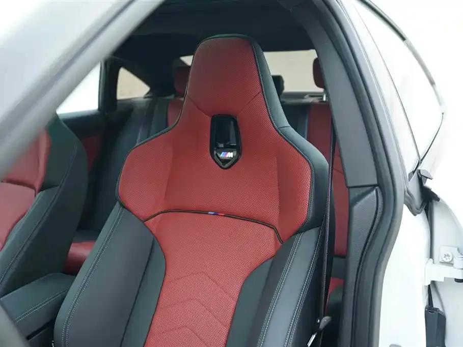 2025 BMW M235L — миниатюра 13