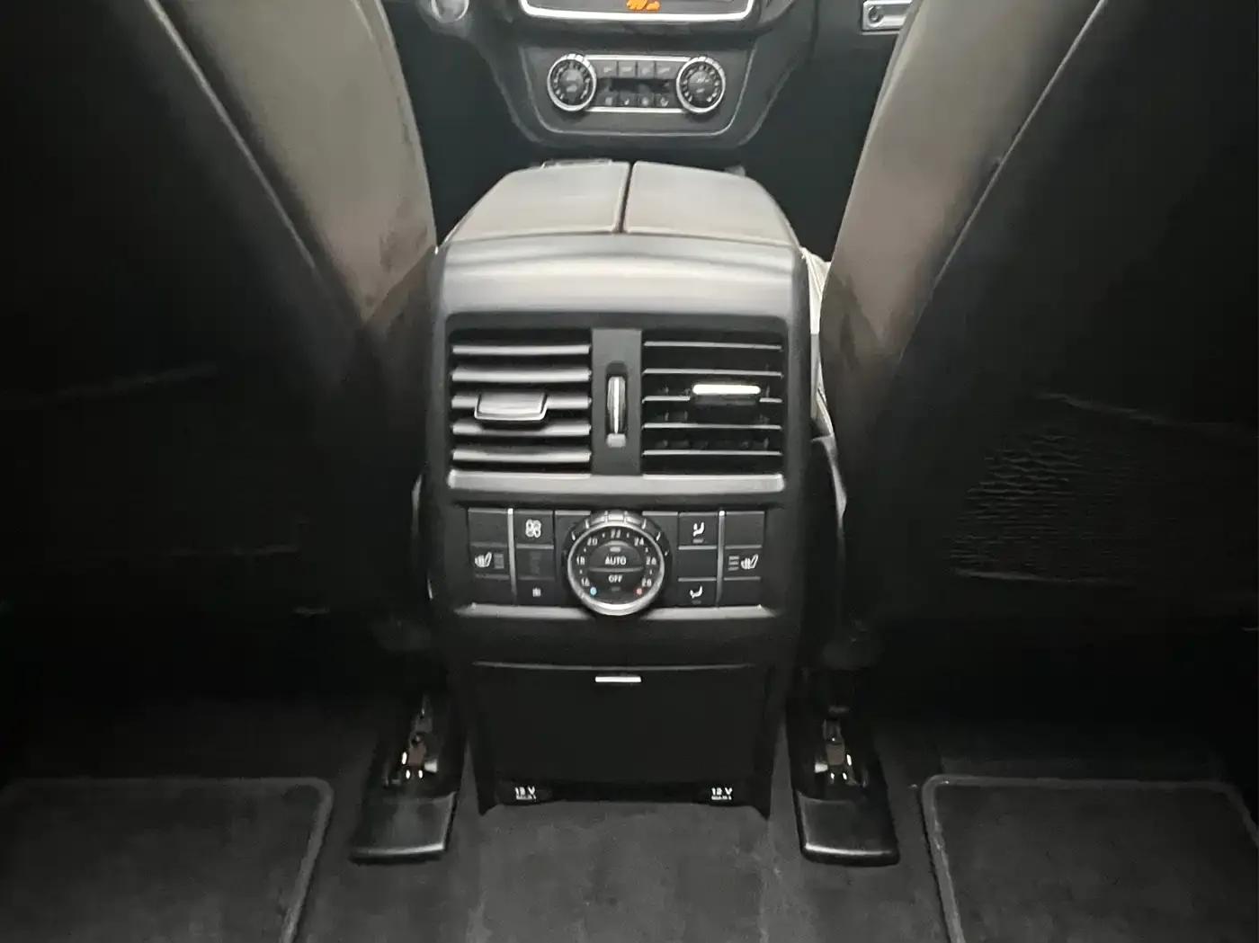 2017 Mercedes-Benz GLS AMG 63 4MATIC — миниатюра 17