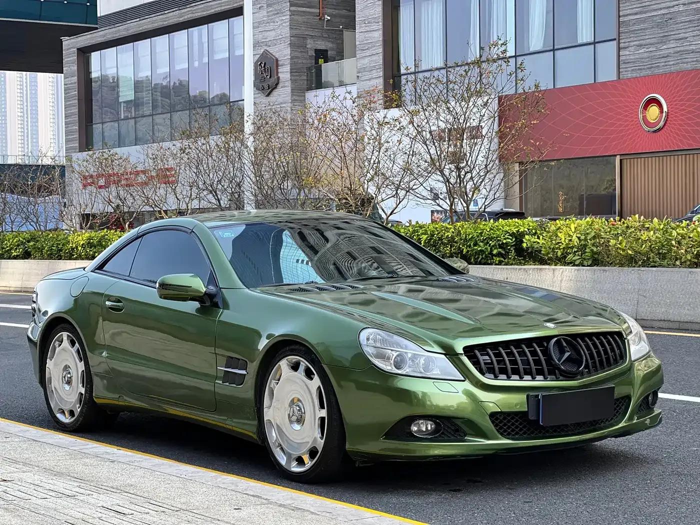 Mercedes-Benz SL-Class 2010 SL 300 — миниатюра 3