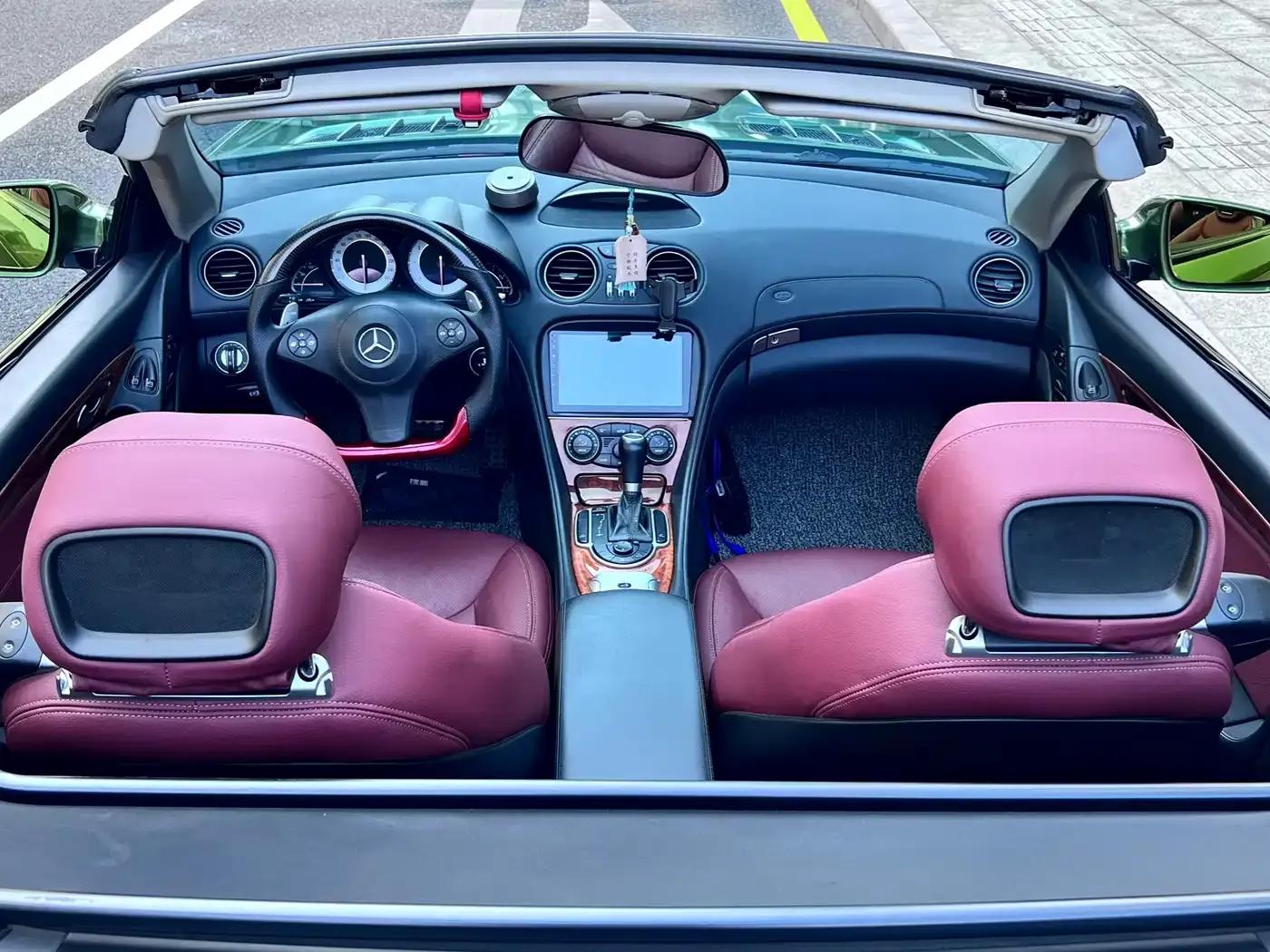 Mercedes-Benz SL-Class 2010 SL 300 — миниатюра 4