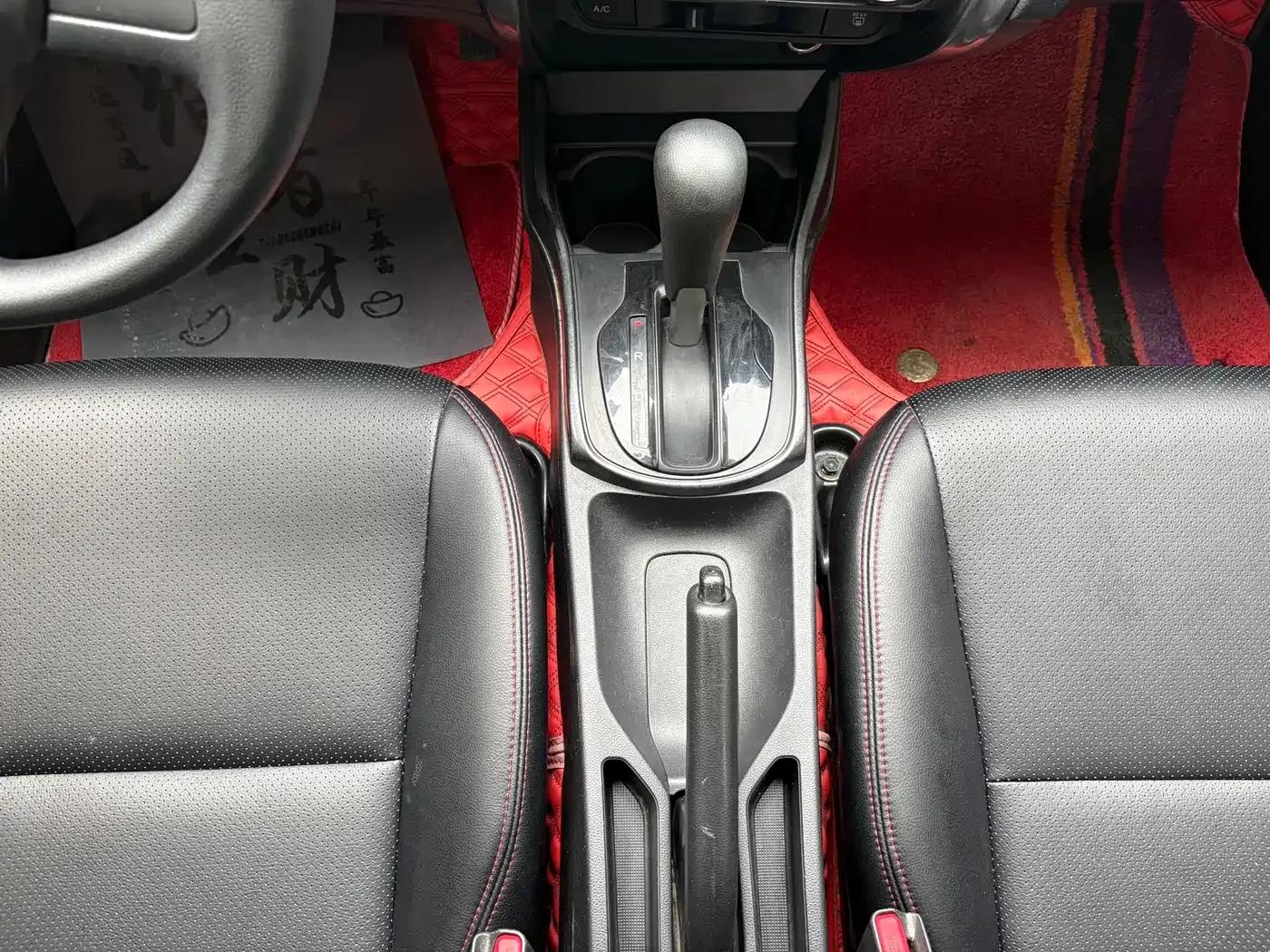 2017 Honda Crider 1.5L CVT Classic Edition — миниатюра 12