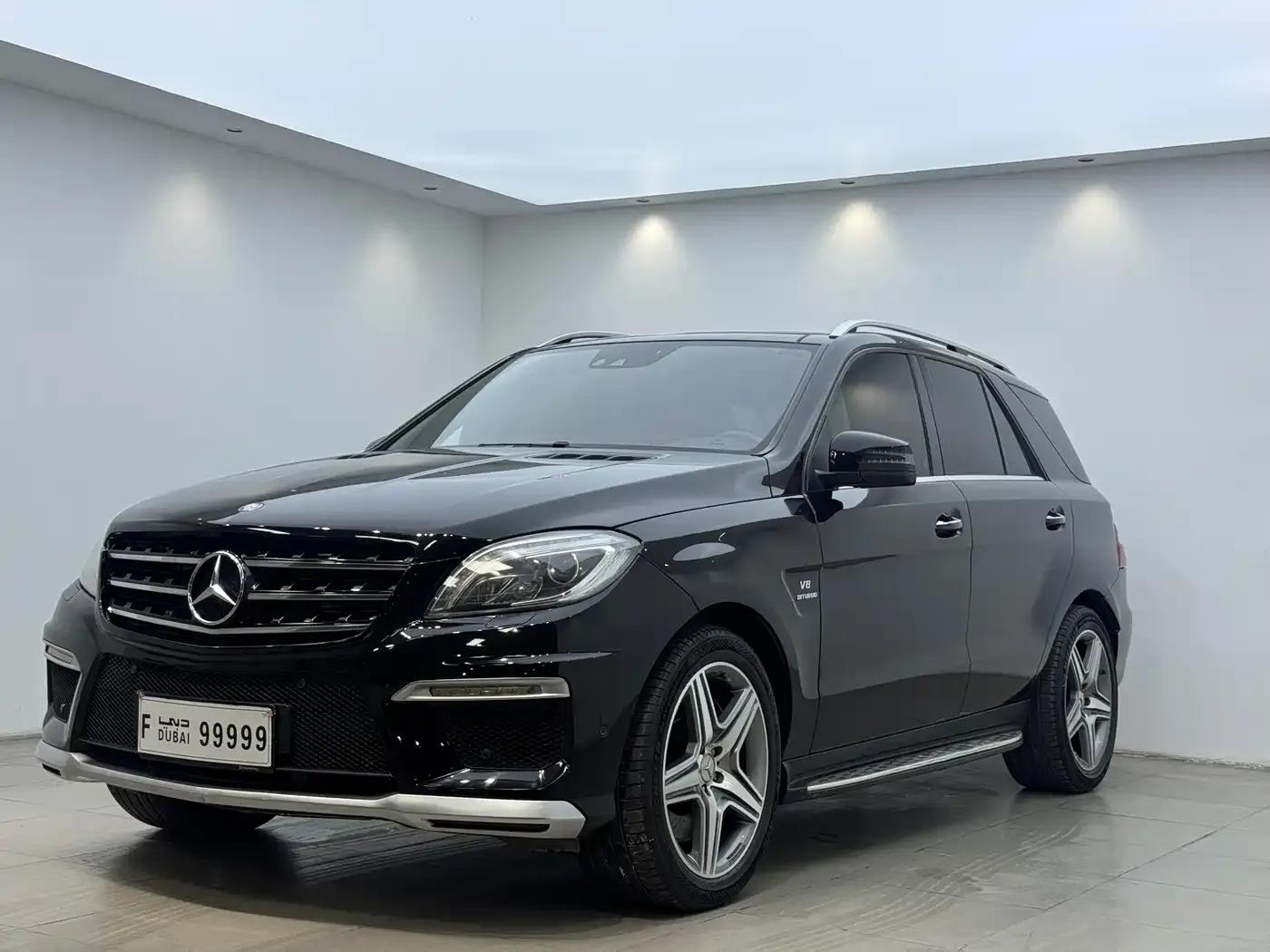 2012 Mercedes-Benz M-Class AMG ML 63 — миниатюра 1