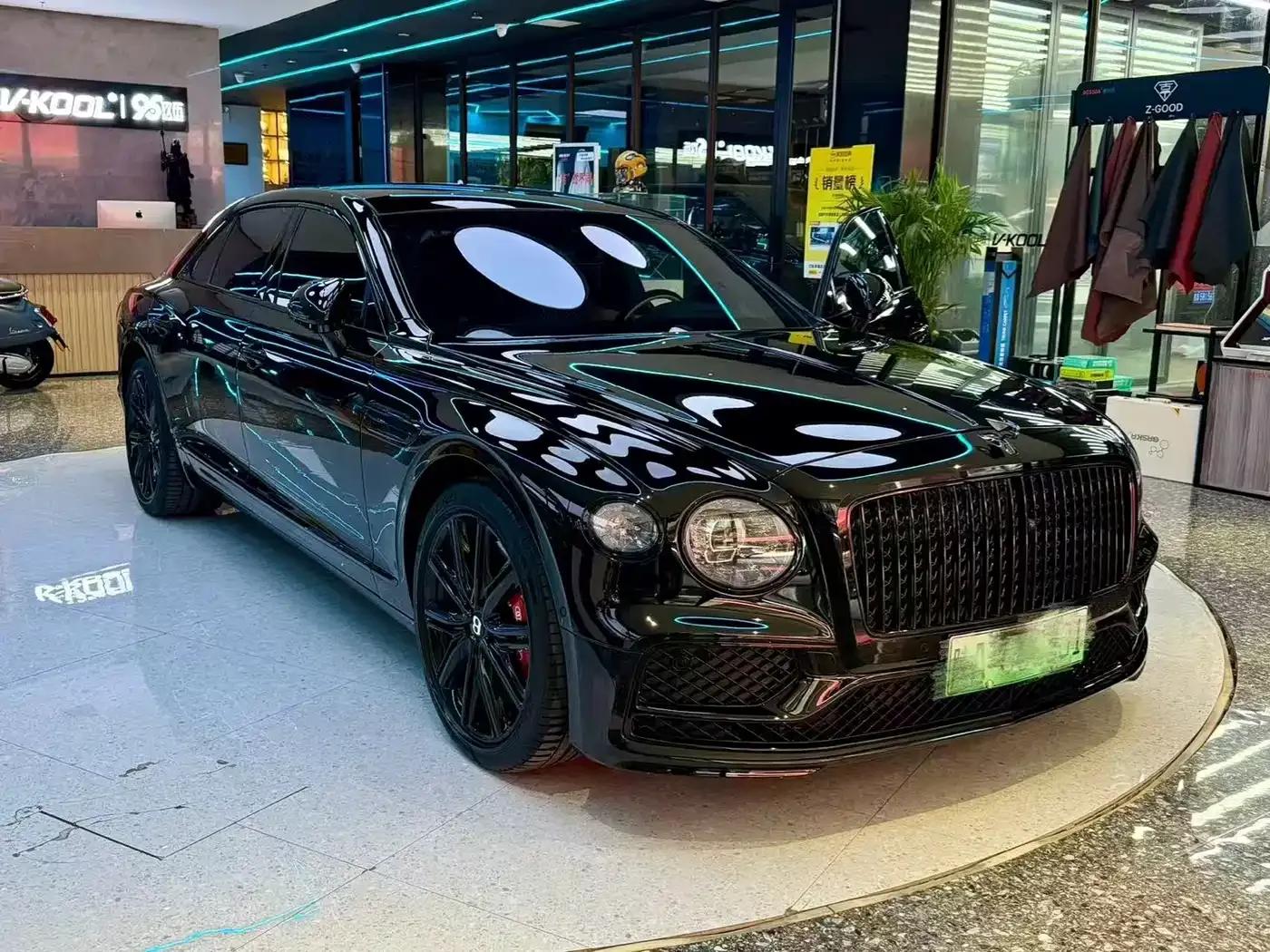 2022 Flying Spur Plug-in Hybrid 2.9T V6 — миниатюра 1