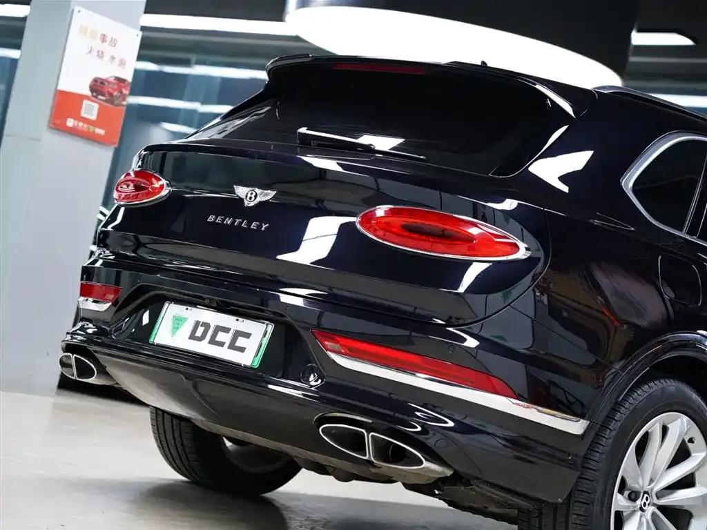 Bentayga Plug-in Hybrid 2021 3.0T PHEV — миниатюра 5