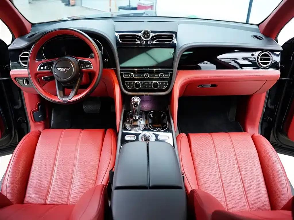 Bentayga Plug-in Hybrid 2021 3.0T PHEV — миниатюра 45