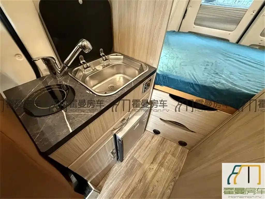 SAIC MAXUS V80B Motorhome 2017 Model 2.5T Diesel Version — миниатюра 10