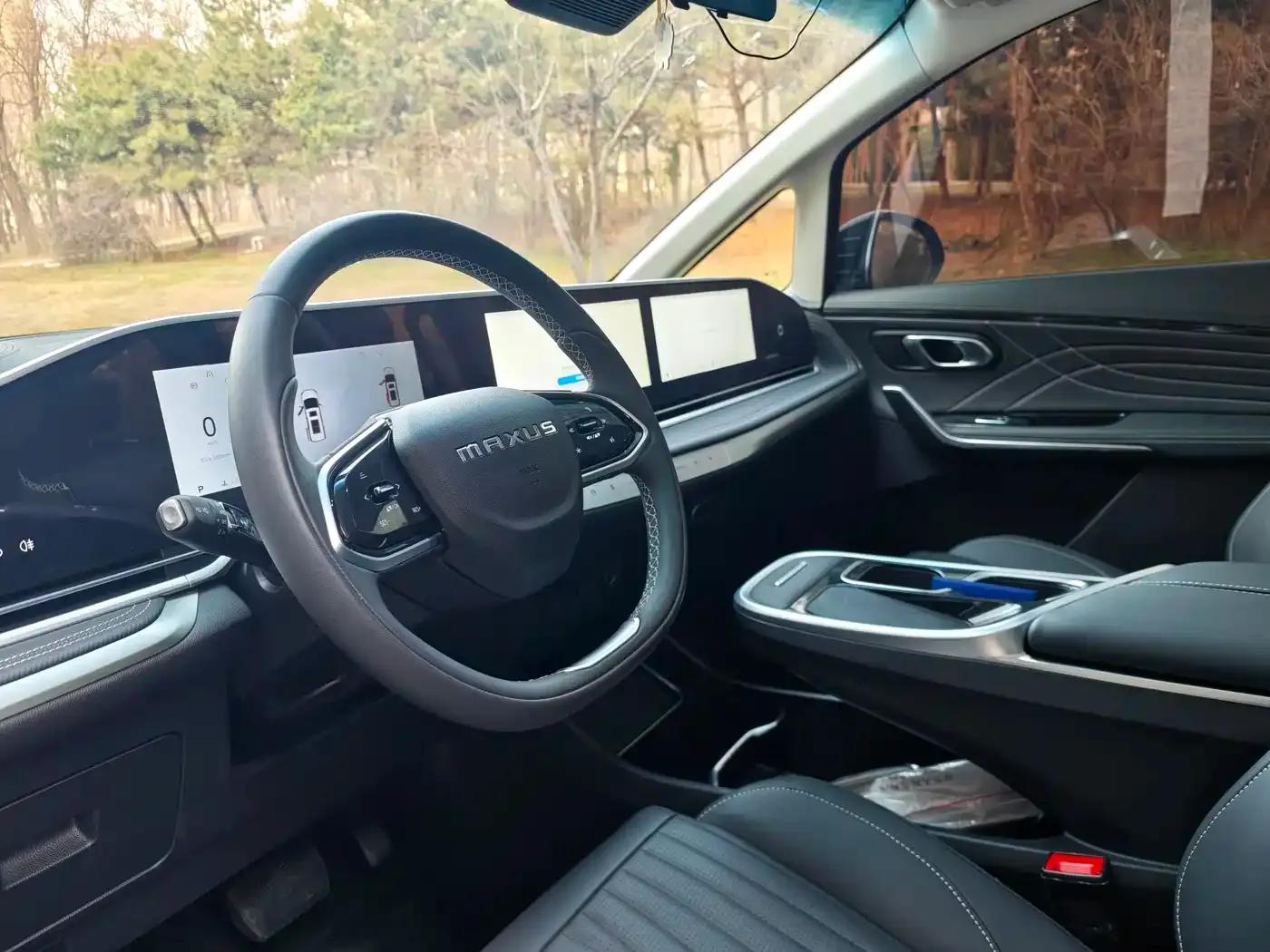 Maxus G90 2024 2.0T Starry Night 7-Seater Edition — миниатюра 6