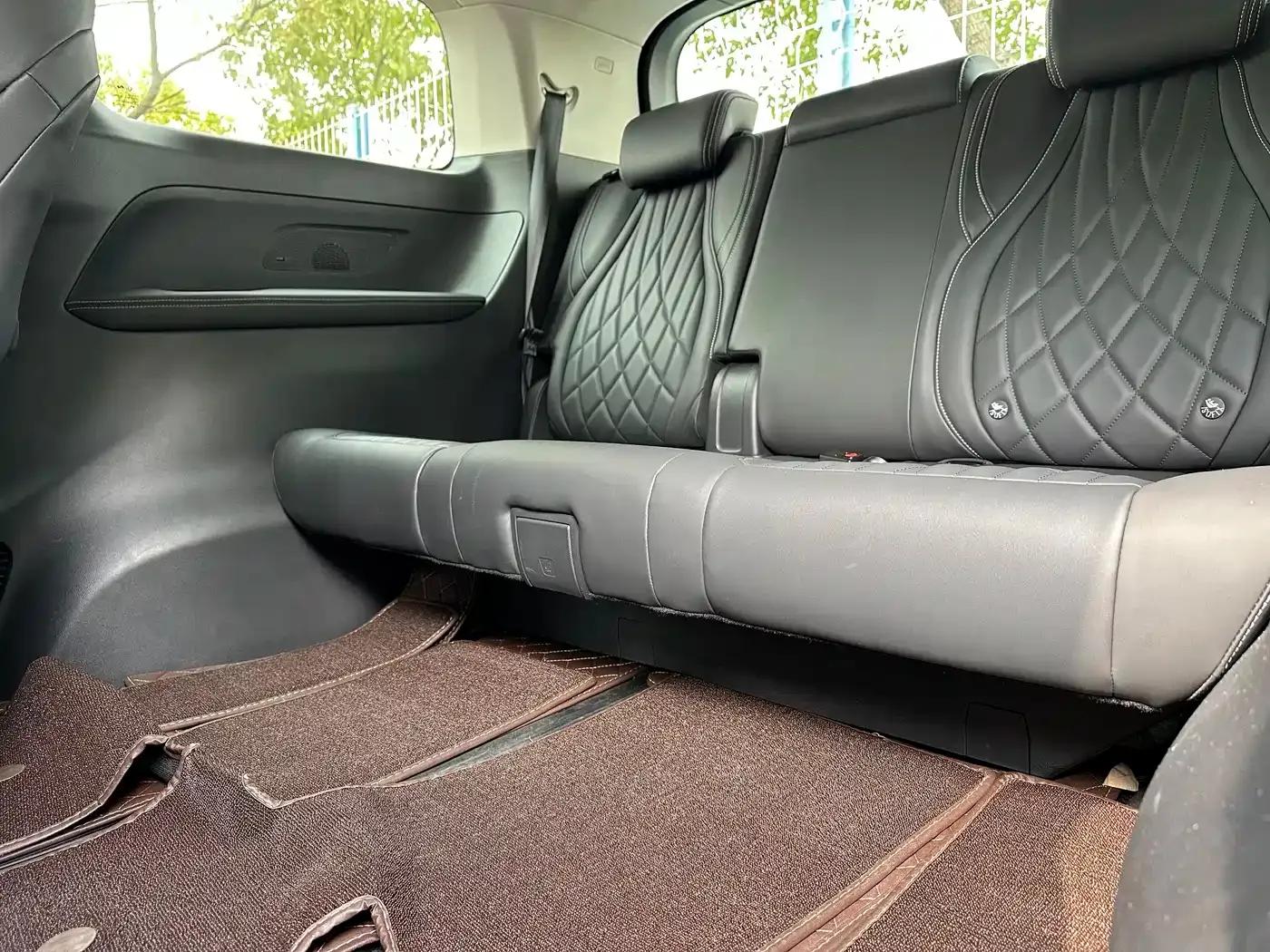 Maxus G90 2022 2.0T Interstellar 7-Seater Edition — миниатюра 24