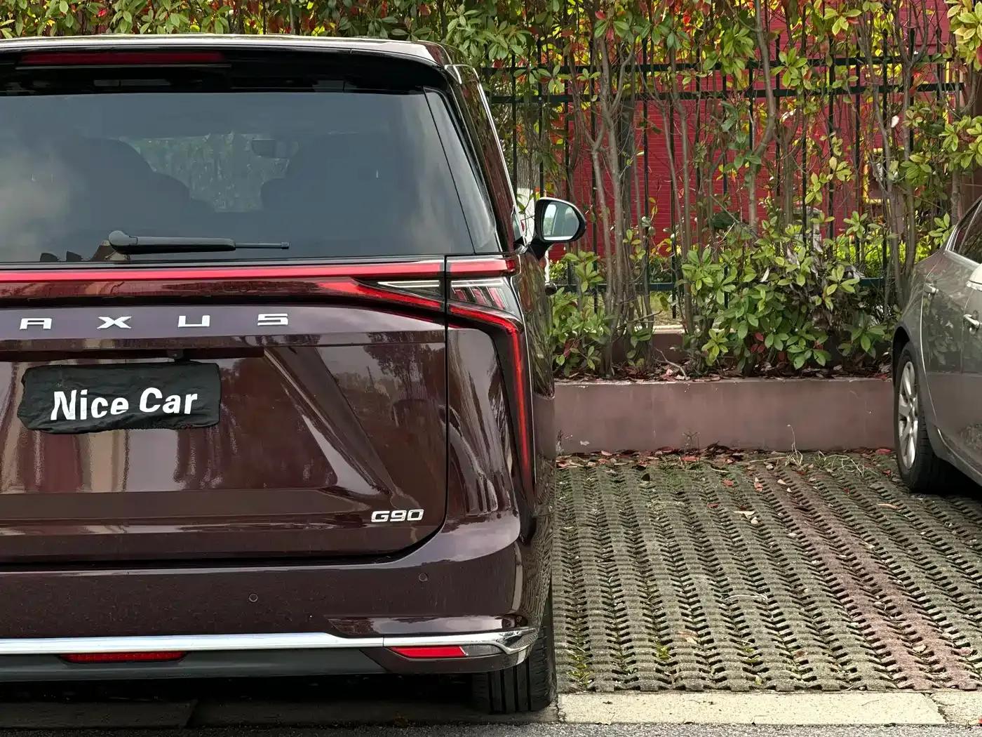 Maxus G90 2022 2.0T Interstellar 7-Seater Edition — миниатюра 28