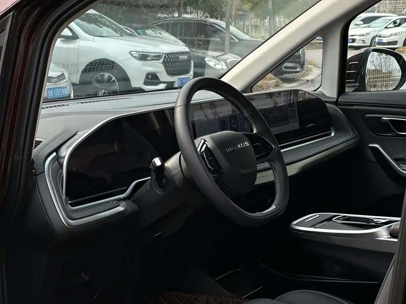 Maxus G90 2022 2.0T Interstellar 7-Seater Edition — миниатюра 6