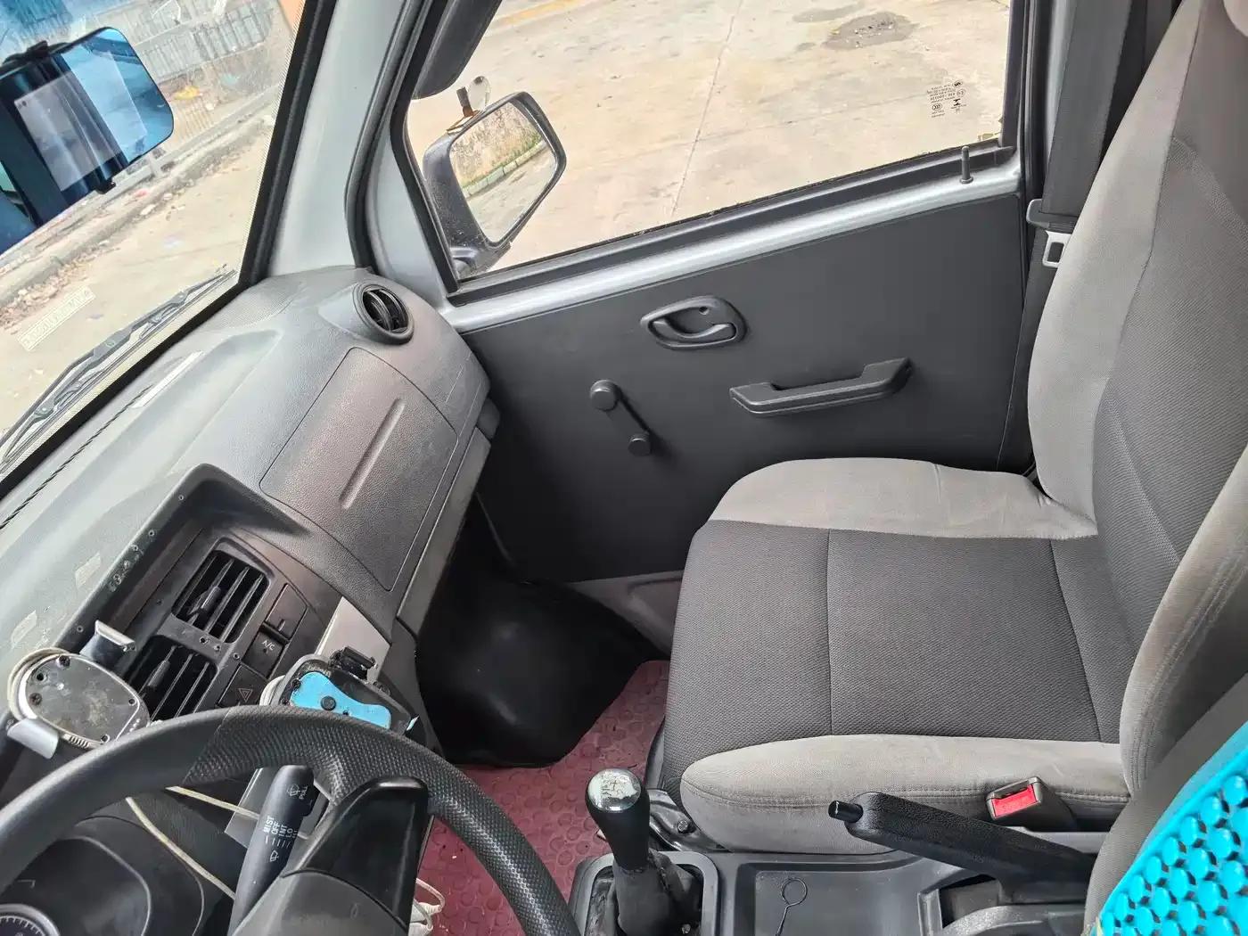 Dongfeng Xiaokang K05S 2019 Model 1.2L Practical Edition National VI DK12 — миниатюра 15