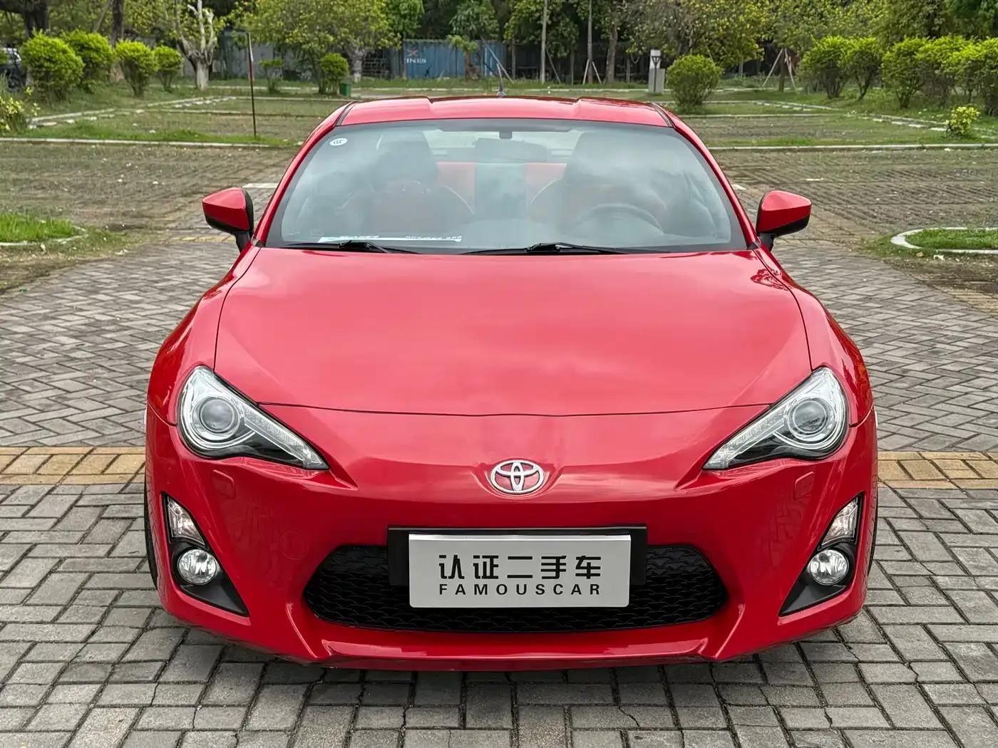 Toyota 86 2014 2.0L Automatic Luxury — миниатюра 2