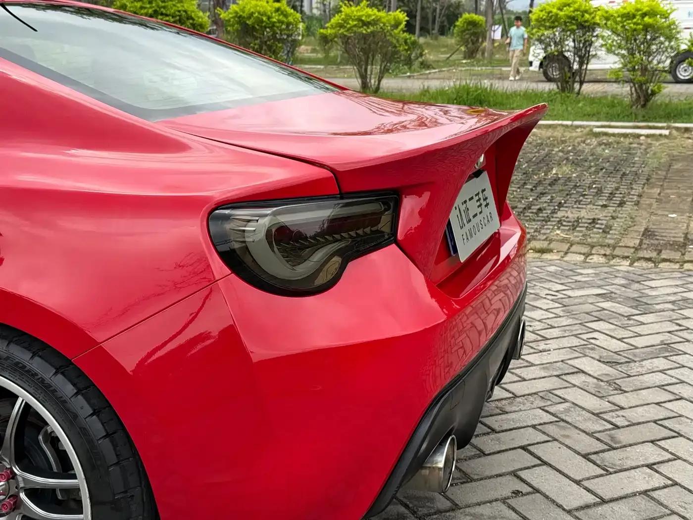 Toyota 86 2014 2.0L Automatic Luxury — миниатюра 17