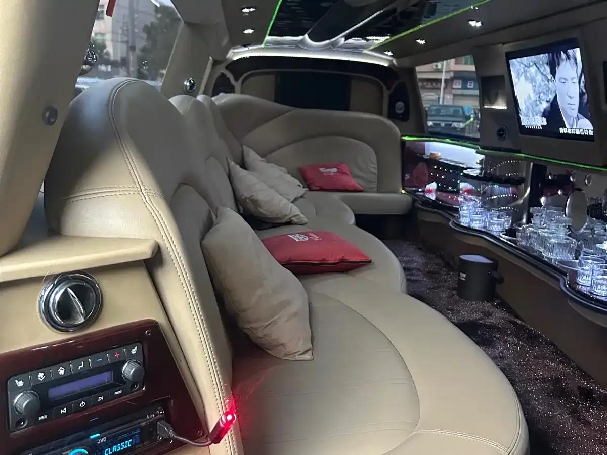 2013 Cadillac Escalade 6.2L ESV Platinum Edition Extended Wheelbase — миниатюра 7