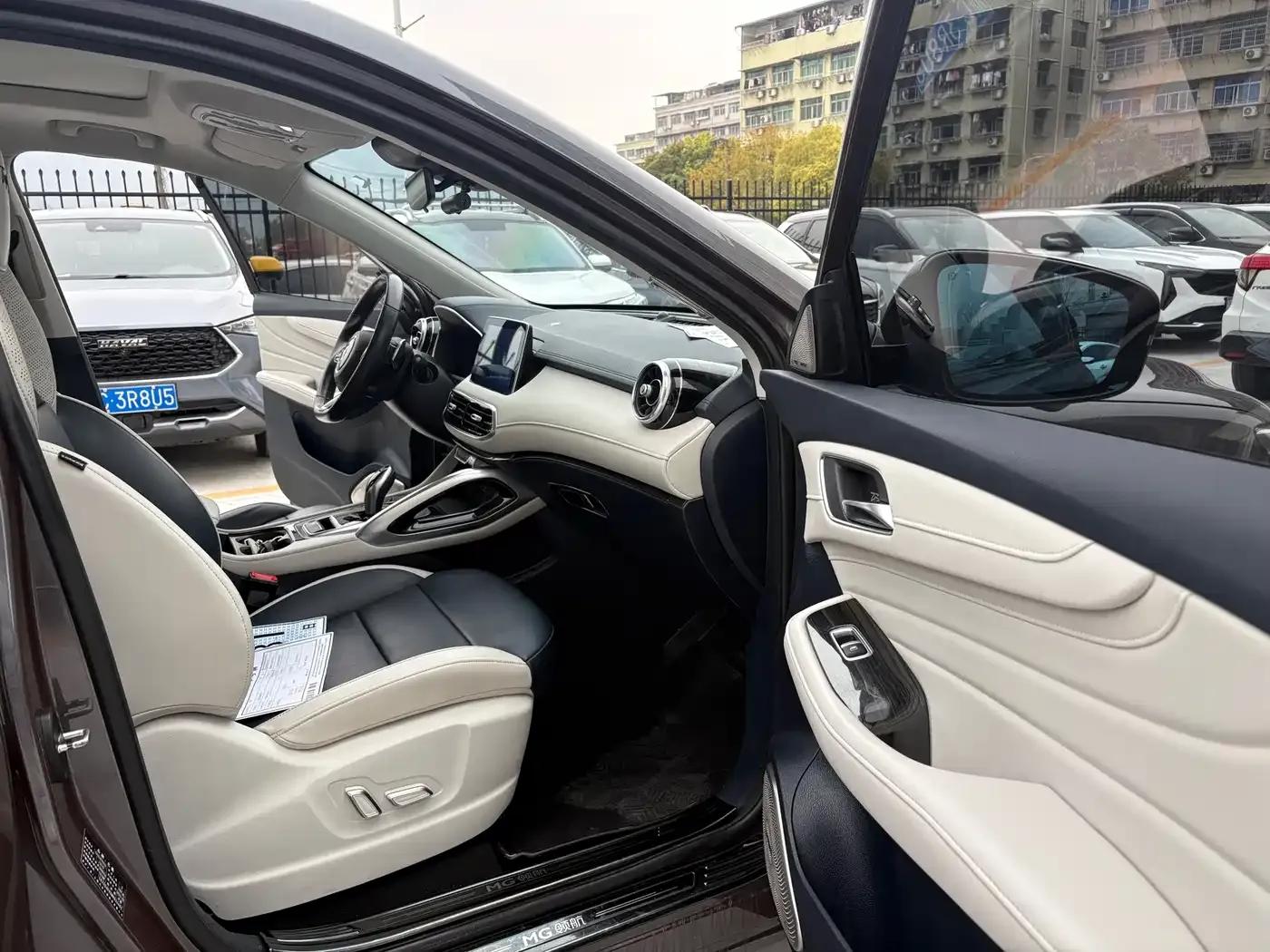 MG Pilot 2021 400TGI Automatic 2WD Trophy Flagship Edition — миниатюра 12