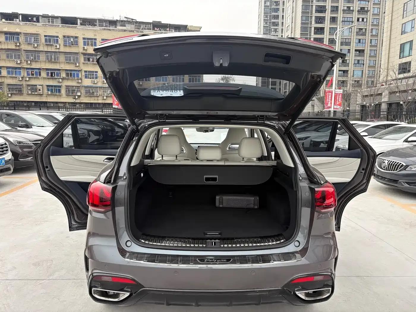 MG Pilot 2021 400TGI Automatic 2WD Trophy Flagship Edition — миниатюра 9