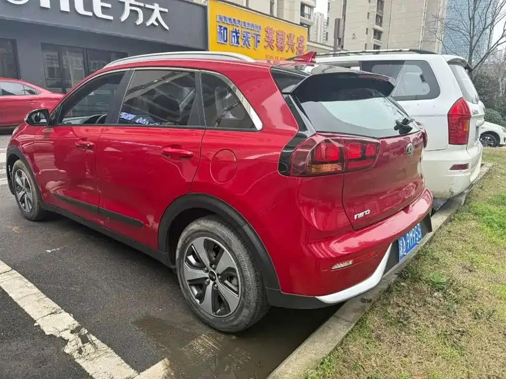 Niro 2017 1.6L Luxury Edition — миниатюра 4
