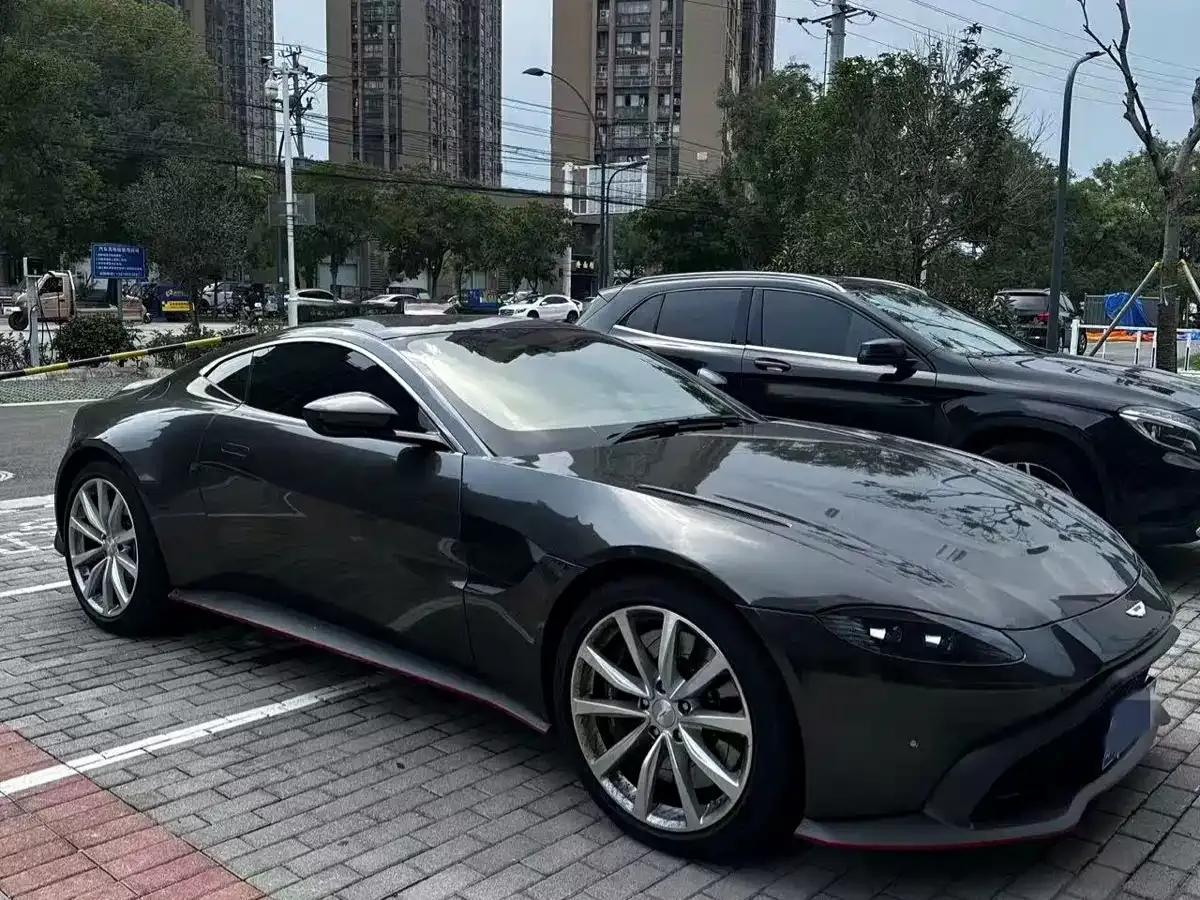 2020 V8 Vantage 4.0T V8 Coupe — миниатюра 1