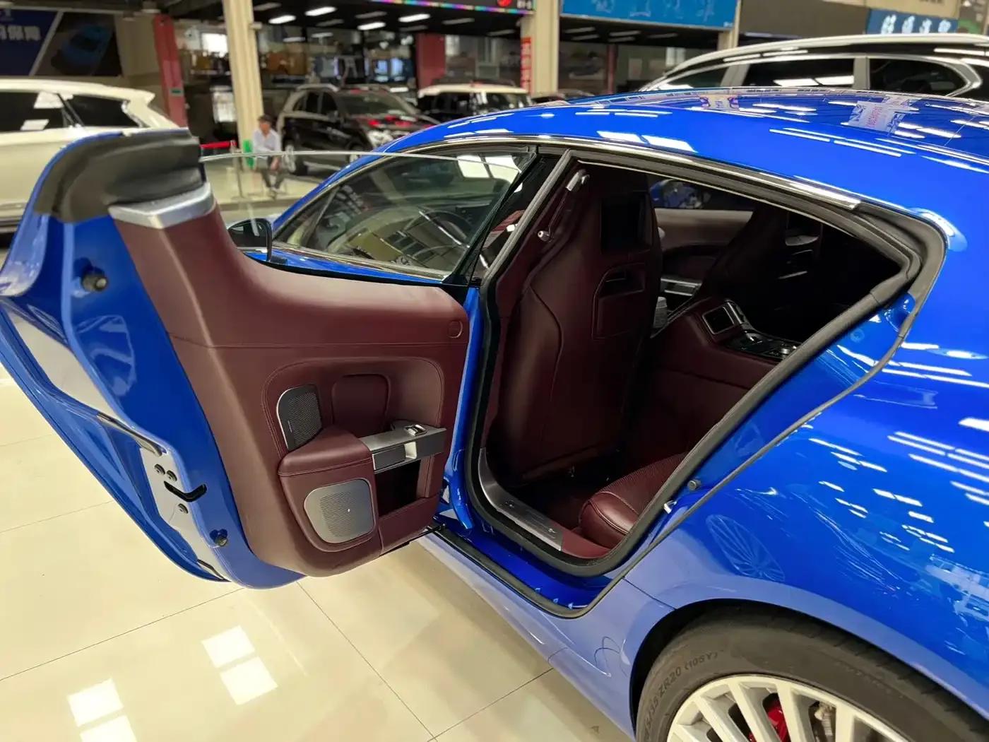 2013 Rapide 6.0L S — миниатюра 12