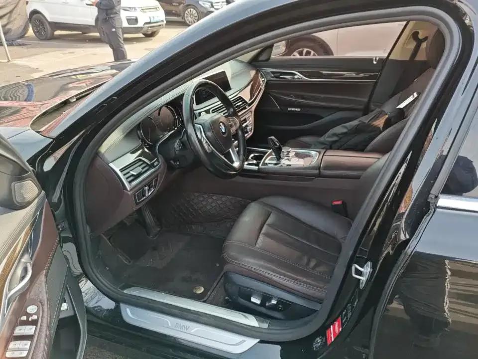 2016 BMW 7 Series 730Li Leading Edition — миниатюра 3